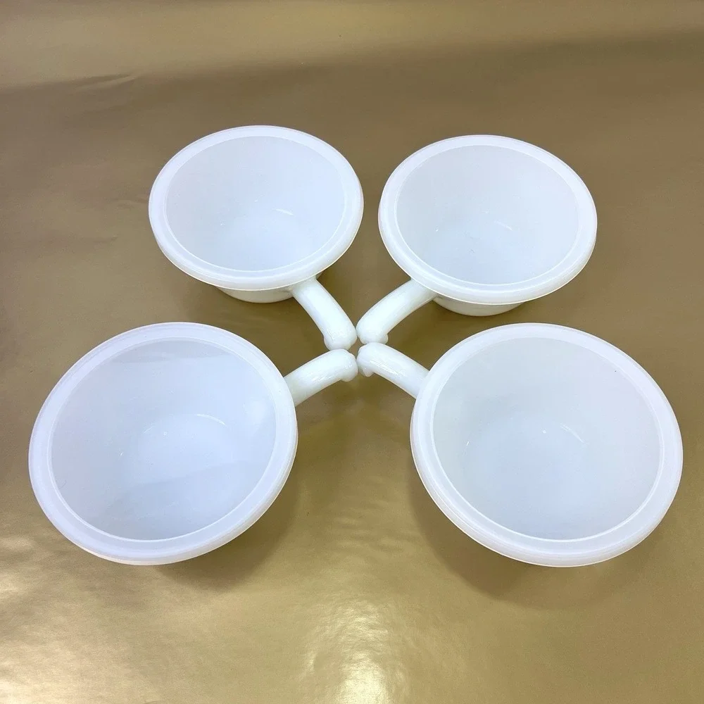 Fire King‎ Anchor Hocking Milk Glass Soup Chili Bowls with Lids Set of 4